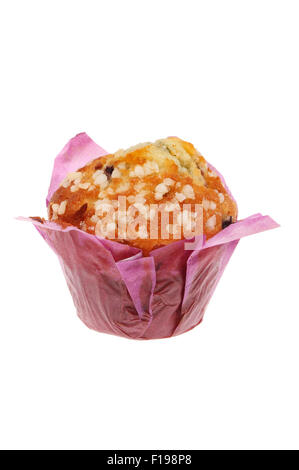 Blueberry Muffin in einer Papierverpackung isoliert gegen weiß Stockfoto