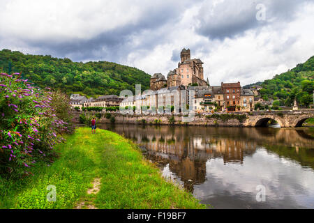 Estaing - eines der schönsten Dörfer in Frankreich (Aveyron) Stockfoto