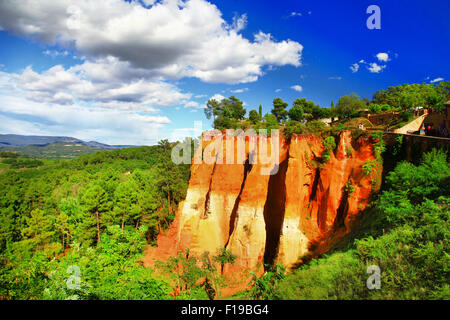 berühmte Roussillon Ocker Berge in der Provence, Frankreich Stockfoto