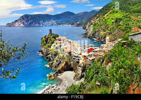 malerische Vernazza Dorf - berühmten Cinqueterre in Ligurien, Italien Stockfoto