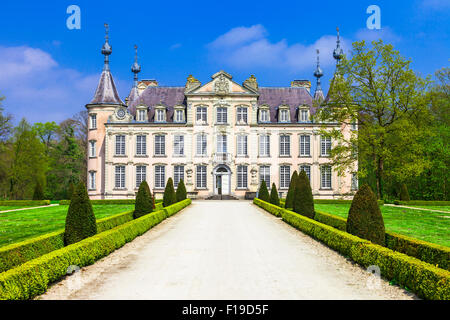 schöne romantische Burgen von Belgien - Poeke Stockfoto