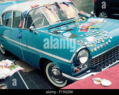 Margate, Kent, UK. 30. August 2015. Art Car Boot Messe am Turner Contemparery Galerie Margate Kent UK Credit: Martyn Goddard/Alamy Live News Stockfoto