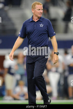 29. August 2015: Dallas Cowboys Kopf Trainer Jason Garrett während der NFL Preseason-Football-Spiel zwischen den Minnesota Vikings und die Dallas Cowboys im AT&T Stadium in Arlington, TX Albert Pena/CSM Stockfoto