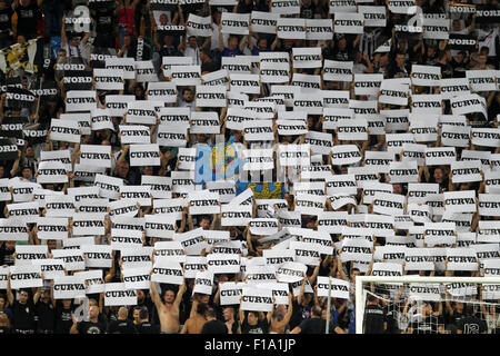 Udine, Italien. 30. August 2015. Udinese Fans während der italienischen Serie A-Fußball-match zwischen Udinese Calcio V Palermo am 30. August 2015 im Friaul-Stadion in Udine, Italien. Bildnachweis: Andrea Spinelli/Alamy Live-Nachrichten Stockfoto