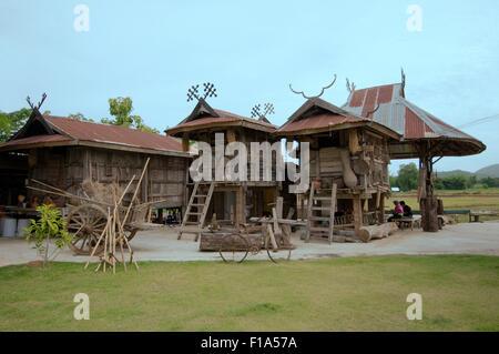 Provinz Loei, Thailand. 15. Oktober 2014. Traditionelles Haus Tai Dam, Provinz Loei, Thailand © Andrey Nekrassow/ZUMA Wire/ZUMAPRESS.com/Alamy Live-Nachrichten Stockfoto