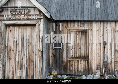 Norwegen, Barentssee, Spitzbergen, Spitzbergen. Historic aufgegeben Marmor Bergbausiedlung von New London (New York-London). Stockfoto