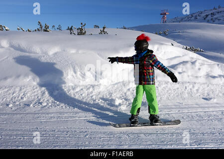 Startstelle, Österreich, ein Junge, Snowboarden Stockfoto