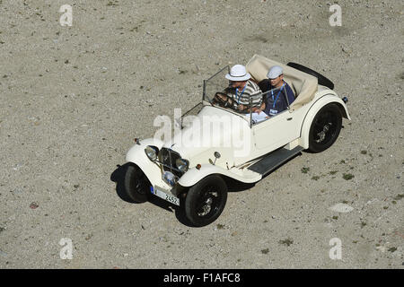 Europatreffen der Aero Oldtimer-Besitzer beginnt in Harrachov. Fahrzeug der Tschechischen Marke Aero, made in Pre-Krieg Jahre 1928-1939 ist in Bedrichov, Tschechische Republik, 30. August 2015 abgebildet. (CTK Foto/Radek Petrasek) Stockfoto