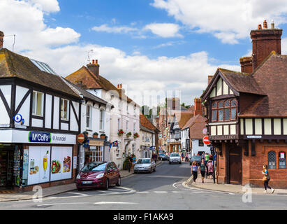 Blick auf die Hauptstraße, Arundel, West Sussex, England, UK Stockfoto