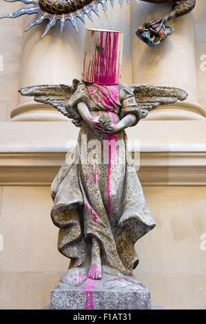 Banksy Engel Büste Skulptur, Bristol Museum, England, Großbritannien Stockfoto