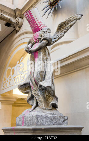 Banksy Engel Büste Skulptur, Bristol Museum, England, Großbritannien Stockfoto