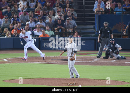 Atlanta, Georgia, USA. 28. August 2015. Masahiro Tanaka (Yankees) MLB: Krug Masahiro Tanaka von der New York Yankees reagiert nach dem Verzicht auf einen Home Run zu Freddie Freeman von den Atlanta Braves im dritten Inning während der Major League Baseball Interleague Spiel im Turner Field in Atlanta, Georgia, USA. © AFLO/Alamy Live-Nachrichten Stockfoto