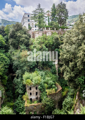 Il Vallone dei Mulini - tiefes Tal der Mühlen - in Sorrent Italien Stockfoto