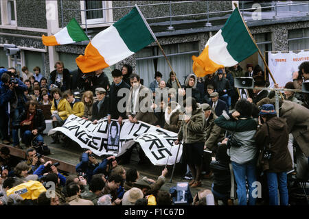 Northern Ireland von 1981. Bernadette Devlin McAliskey, irischen sozialistischen und republikanischer Aktivist bei einer öffentlichen Versammlung in Randalstown dur Stockfoto