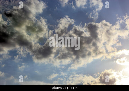 Regen Wolken im Himmel Stockfoto
