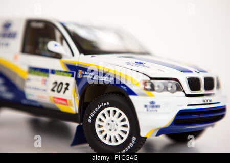 Modell BMW X 5 X-Raid Rallye-Rennwagen Stockfoto