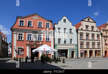 Häuser am Marktplatz (Rynek), Ladek Zdrój (Bad Landeck), Haeuser bin Marktplatz (Rynek), Niederschlesien, Polen, Europa Stockfoto