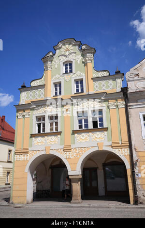 Haus am Marktplatz (Rynek), Ladek Zdrój (Bad Landeck), Niederschlesien, Polen, Europa Stockfoto