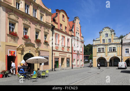 Häuser am Marktplatz (Rynek), Ladek Zdrój (Bad Landeck), Haeuser bin Marktplatz (Rynek), Niederschlesien, Polen, Europa Stockfoto