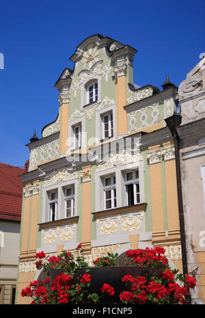 Haus am Marktplatz (Rynek), Ladek Zdrój (Bad Landeck), Niederschlesien, Polen, Europa Stockfoto