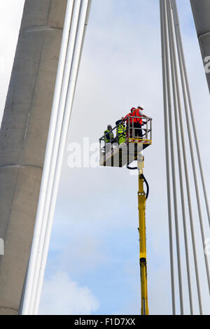 Southport, Merseyside, England 1. September 2015.  Die Marine Art Brücke in Southport einer viel befahrenen Autobahn, die Southport Promenade und das Stadtzentrum mit Ocean Plaza und Southport Strand verbindet als es der Marine See überquert, ist ab heute geschlossen.  Die Brücke wird geschlossen werden, weil Sefton Rat Auftragnehmer (Facelift) eine Inspektion durchführen werden. Beamte sagen, dass zur Durchführung der Arbeiten ein Teil der Marine Parade für bis zu zwei Wochen geschlossen ist. Bildnachweis: Mar Photographics/Alamy Live-Nachrichten Stockfoto