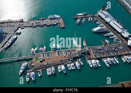 Boote, Viaduct Harbour, Auckland Waterfront, Auckland, Nordinsel, Neuseeland - Antenne Stockfoto