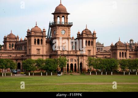 Kuppel und Hauptgebäude der Islamia College University Peshawar Pakistan Stockfoto