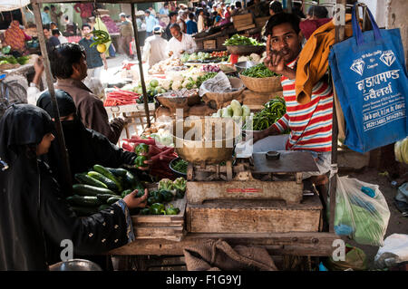 Outdoor-Gemüsemarkt in Jodhpur, Rajasthan. Stockfoto