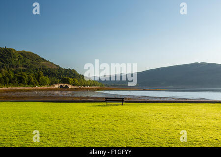 Brücke des Flusses Aray Loch seitlich gesehen Stockfoto