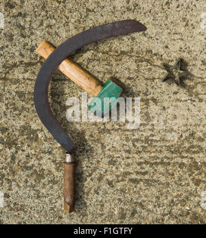 Sichel und Hammer und Star Symbole der russischen Revolution. Stockfoto