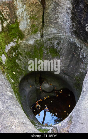 Schlagloch in Grundgestein, Askola Finnland Stockfoto