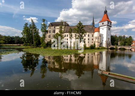 Wasserburg, Blatna, Süd-Böhmen, Tschechische Republik, Europa Stockfoto