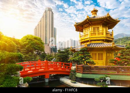 Pagoden und Pavillons, Nan Lian Garden, Diamond Hill, Hong Kong, China Stockfoto