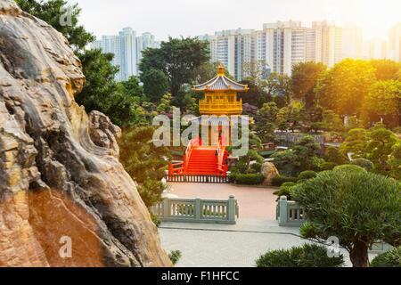 Pagoden und Pavillons, Nan Lian Garden, Diamond Hill, Hong Kong, China Stockfoto