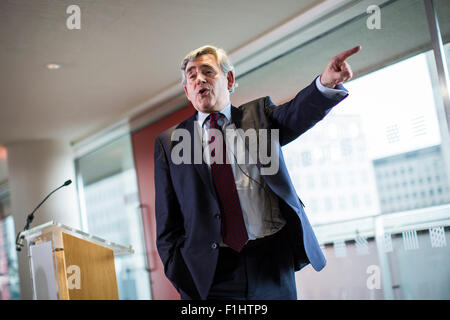 Gordon Brown hält eine Rede in der Royal Festival Hall im Zentrum von London. Stockfoto