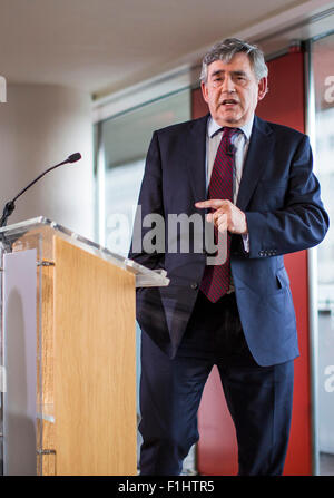 Gordon Brown hält eine Rede in der Royal Festival Hall im Zentrum von London. Stockfoto