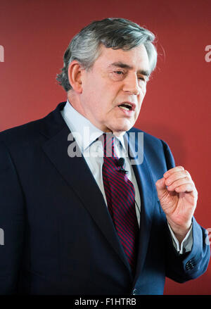 Gordon Brown hält eine Rede in der Royal Festival Hall im Zentrum von London. Stockfoto