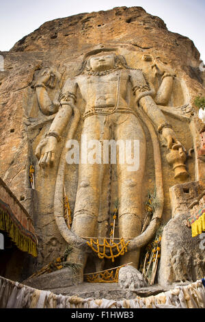 Indien, Jammu & Kashmir, Ladakh Buddhismus, Mulbekh, Chamba Statue, 700AD 8 Meter hohe Figur des Maitreya der zukünftige Buddha zu kommen Stockfoto