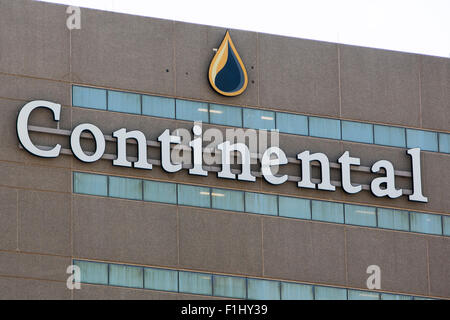 Ein Logo Zeichen außerhalb der Zentrale von Continental Resources, Inc., in Oklahoma City, Oklahoma, am 20. August 2015. Stockfoto