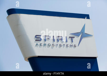 Ein Logo Zeichen außerhalb der Hauptsitz von Spirit AeroSystems, Inc., in Wichita, Kansas, am 22. August 2015. Stockfoto