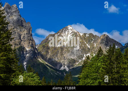 Aussicht von der Plockenpass zwischen Mortschach, Österreich und der italienischen Grenze Stockfoto