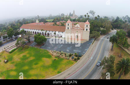 Luftaufnahme der historischen Mission Santa Barbara, Stockfoto