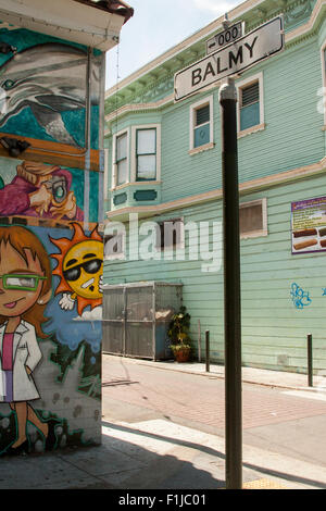 Lauen Alley ist eines der am meisten gingen Straßen in The Mission wegen seiner Sammlung von Wandmalereien. Bilder nur zu redaktionellen Zwecken. Stockfoto
