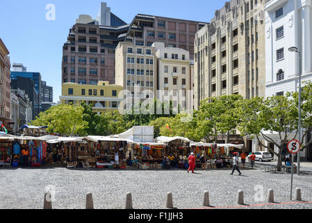 Marktstände in Green Market Square, CBD, Kapstadt, Westkap, Südafrika Stockfoto