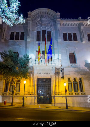 Fassade des Parlaments, Ubicat a la Placa, Plaza de Cort, Altstadt, Palma de Mallorca, Mallorca, Balearen, Spanien Stockfoto