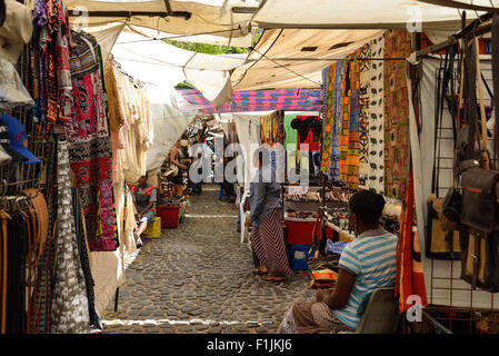 Marktstände in Green Market Square, CBD, Kapstadt, Westkap, Südafrika Stockfoto