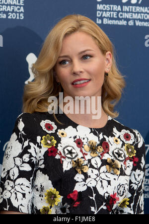 Venedig, Italien. 02. Sep 2015. Schauspielerin Elizabeth Banks posiert bei der Jury Fototermin der 72. Filmfestival von Venedig im Palazzo del Casino in Venedig, Italien, 2. September 2015. Bildnachweis: Dpa picture Alliance/Alamy Live News Stockfoto
