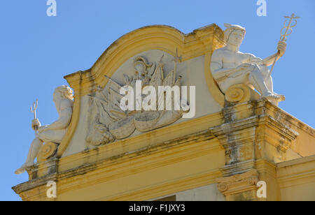 Skulptur Relief am Eingangstor, Castle of Good Hope (Kasteel Würfel Goeie Hoop), Kapstadt, Westkap, Südafrika Stockfoto