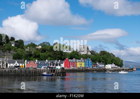 Tobermory - Seite Hafengebäuden Isle of Mull, Schottland, UK LA007535 Stockfoto