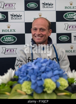 Stamford, UK. 3. September 2015. Pressekonferenz am Ende des Wettbewerbstag 1.  Michael Jung (GER) 1. Übernachtung Führer nach dem ersten Tag. Der Land Rover Burghley Horse Trials 2015 Credit: Stephen Bartholomäus/Alamy Live-Nachrichten Stockfoto